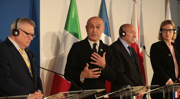 Allarme terrorismo a Napoli, pachistano 27enne espulso dall'Italia: monitorava potenziali obiettivi