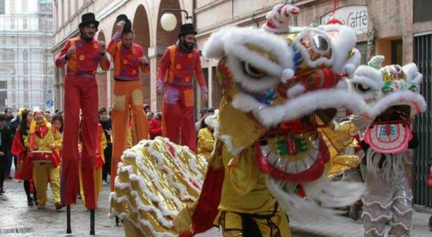A Macerata il Capodanno cinese riaccende il centro tra musica e danze