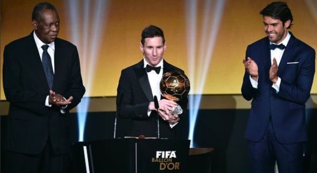 Pallone d'Oro: Messi vince il quinto trofeo. Luis Enrique miglior allenatore. A Lira il gol più bello