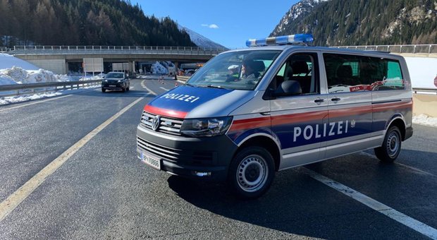 Austria non apre il confine con l'Italia, lite con la Ue