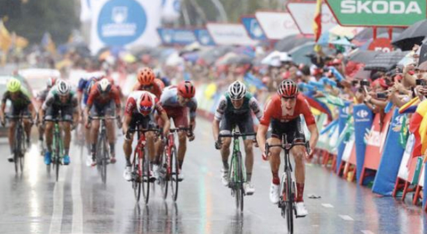 Vuelta, Arndt vince l’ottava tappa: Lopez cede la maglia rossa a Edet