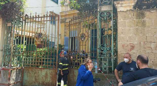 Incendio a Napoli in casa a San Martino: un'anziana morta carbonizzata