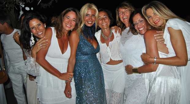 Lucky Ladies, il party napoletano fa rotta su Mykonos