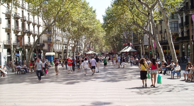 Spagna, effetto terrorismo 700mila turisti in meno