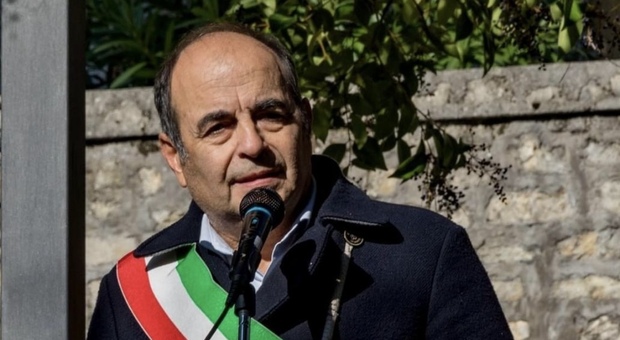 San Gemini, il sindaco Clementella manda a casa Medei (il vice) venti giorni dopo le dimissioni di Battistini: «Nessun rimpasto, tengo io tutte le deleghe»