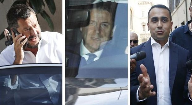 immagine Salvini: «La maggioranza non c'è più. È crisi, ora andiamo al voto. Mi candido». Di Maio: «Prima taglio parlamentari»​ Diretta