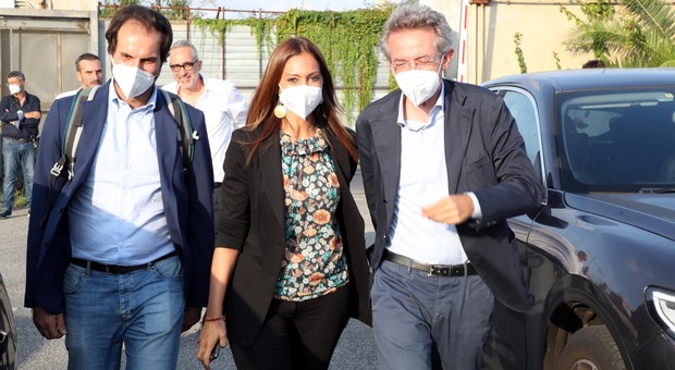 Elezioni a Napoli, Manfredi con Bonavitacola: «Gli ex Dema sono tutti pentiti»