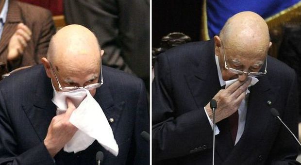Giorgio Napolitano si commuove durante il giuramento