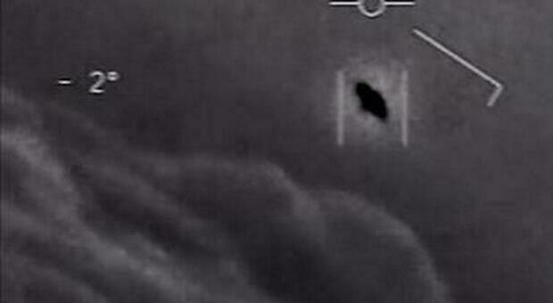 Ufo, avete visto un oggetto volante non identificato? Ecco il sito del Pentagono per la denuncia