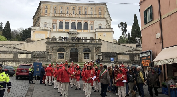 Caprarola, festa del 1 maggio: da Palazzo Farnese la banda suona per i lavoratori