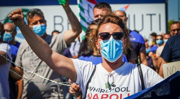 Whirlpool, nuovo presidio a Roma: «Prorogare il blocco dei licenziamenti»