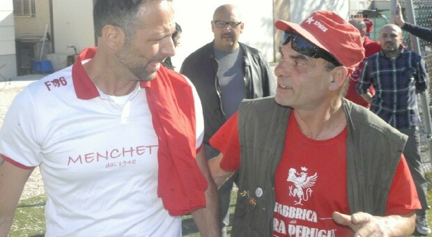 Mimmo Pucciarini con il presidente Santopadre (FOTO D'ARCHIVIO)