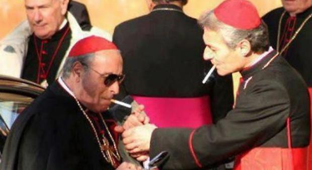 Svolta salutista, Papa Francesco chiude la tabaccheria del Vaticano: vietata la vendita di sigari e sigarette