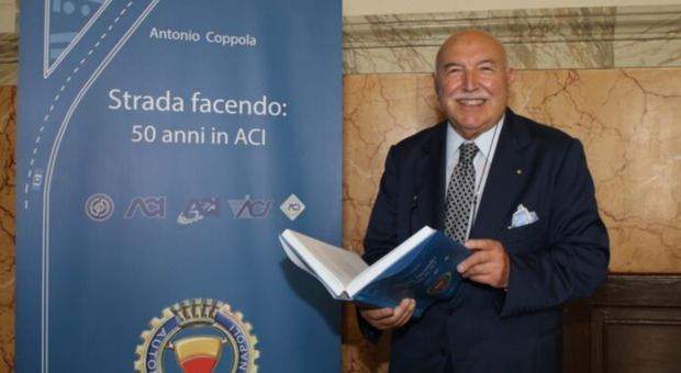 Aci Napoli, il presidente Coppola riceve un'onoreficenza da Mattarella