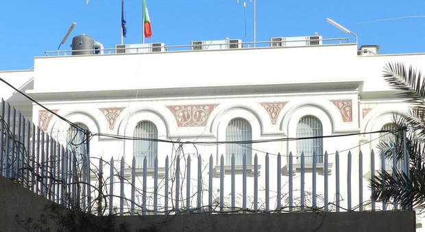 Libia, colpo di mortaio vicino all'ambasciata d'Italia a Tripoli