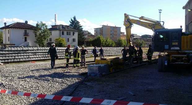 L'area della stazione di Belluno con il carrello dov'è avvenuta l'esplosione