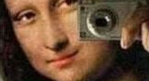 Sul web impazza il selfie della Gioconda