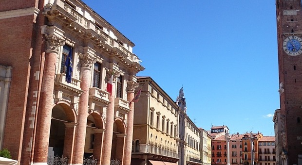 Vicenza, piazza dei Signori (foto da Pixabay)