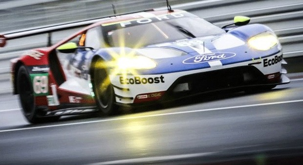 La Ford GT sfreccia a Le Mans