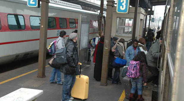 ​Ancona-Roma sul treno della protesta