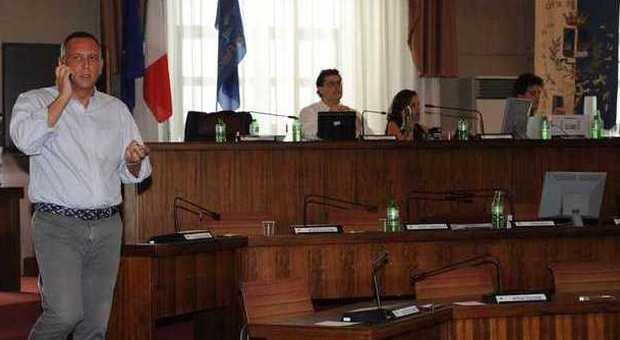 Pescara, approvato tra le polemiche il registro delle unioni civili