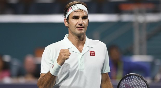 Miami, Federer batte Shapovalov e vola in finale contro Isner