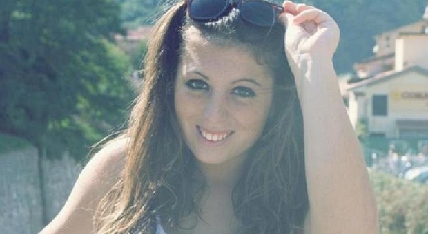 Debora Pierini, morta la giovane incinta rimasta ustionata nell’esplosione di Lucca: il bimbo, nato con cesareo d’urgenza, è vivo