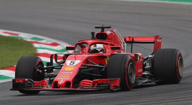 Gp d'Italia, Vettel vola anche nelle terze libere: Hamilton secondo