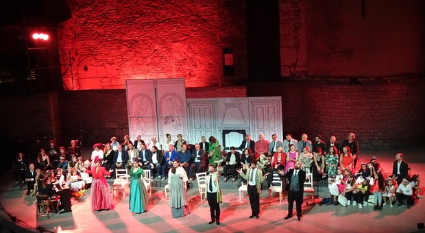 La Cenerentola di Rossini messa in scena al teatro Romano di Spoleto dal Teatro Lirico Sperimentale