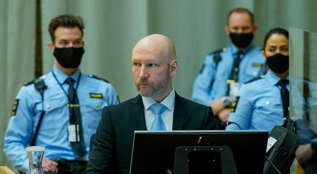 Breivik resta in carcere: «Potrebbe colpire ancora»