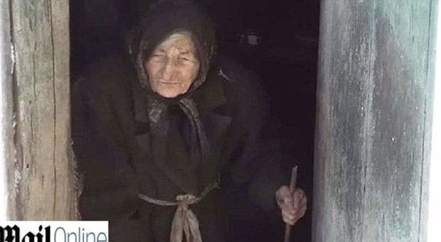 Anziana e povera, eredita 600 mila euro: ma quello che fa lascia tutti senza parole