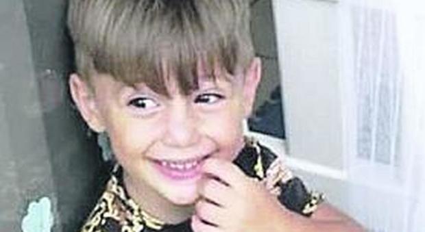 Bimbo di 4 anni morto in piscina, la verità dall'autopsia sul corpicino