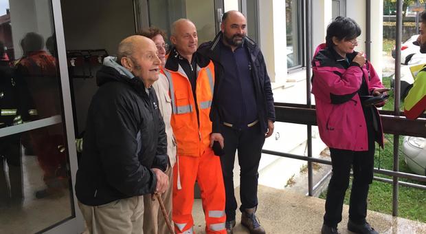 In cerca di funghi a Valdobbiadene, due pensionati ritrovati vivi sulla loro Peugeot dopo 24 ore