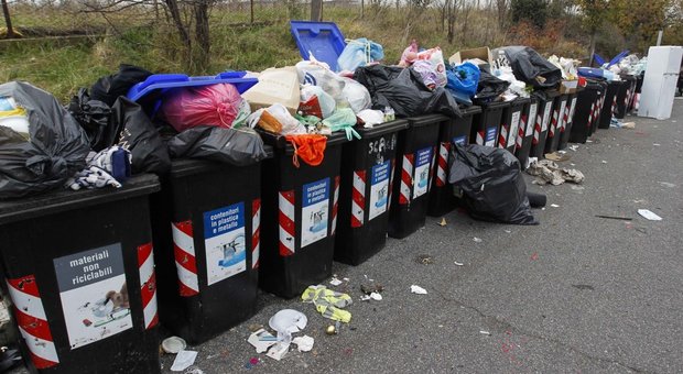 Argentina, a Buenos Aires "cassonetti intelligenti": un bancomat per gettare i rifiuti