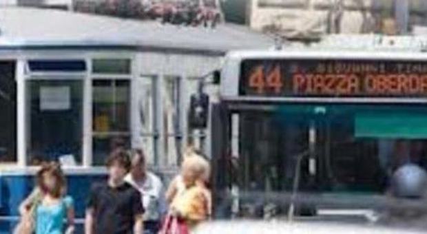 Venerdì nero per i trasporti: autobus a rischio per 24 ore