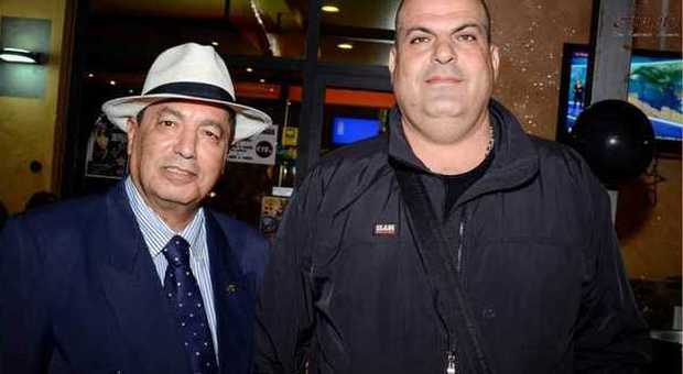 Bolognino Michele con Abdelgawad Ibrahim Ahmed all'interno ristorante "Ariete" a Parma