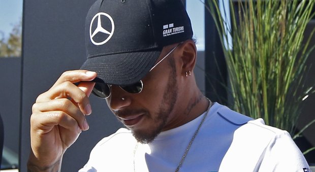 Formula 1, Hamilton: «La Mercedes vuole il 5° titolo consecutivo»