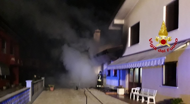 Incendio a Concordia Sagittaria, la casa dove è morta la mamma 46enne