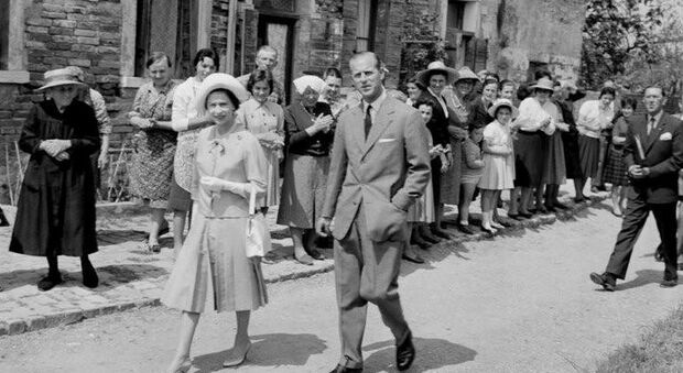 La Regina Elisabetta a Venezia con il marito nel 1961