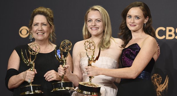 Emmy, trionfa The Handmaid's Tale, ma la vera star è Nicole Kidman