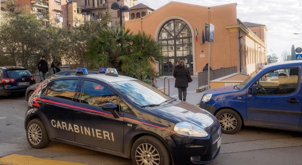 Avvocato di Perugia picchiato in strada