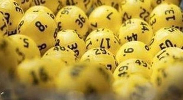 Lotto, Superenalotto e 10eLotto: le estrazioni di oggi. Ecco i numeri vincenti
