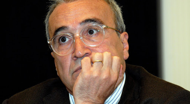 Peppino Caldarola è morto dopo una breve malattia: l'ex direttore dell'Unità aveva 74 anni