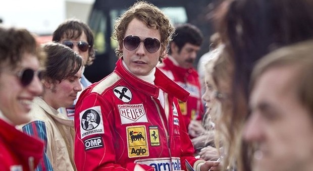 Niki Lauda, il dolore di Daniel Brühl, l'attore che lo interpretò nel film "Rush": «Lui, l'uomo più coraggioso»