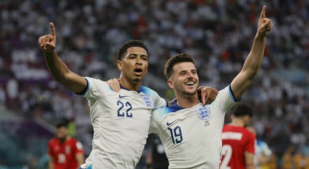 Diretta Inghilterra-Iran: calcio d'inizio alle 14. Southgate con Foden, Kane e Sterling dal 1'