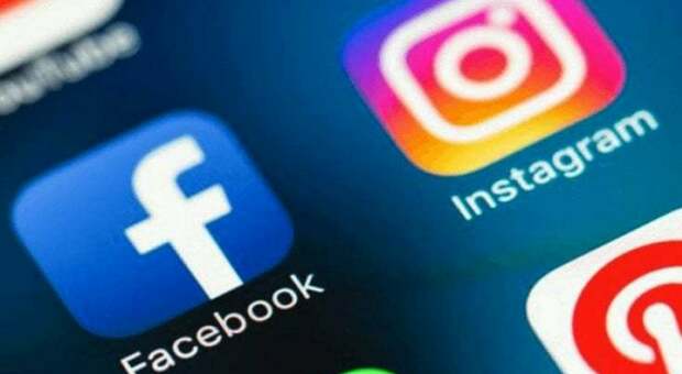 Instagram e Facebook a pagamento in Europa, il Nyt: «Abbonamenti per account senza pubblicità»