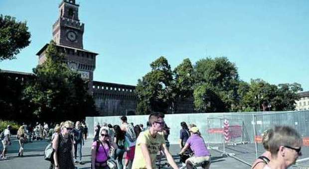 Milano, piazza Castello pedonale: presentati gli undici progetti del Comune