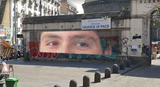 Arturo, a due anni dall'aggressione a Napoli arriva un murales in via Foria