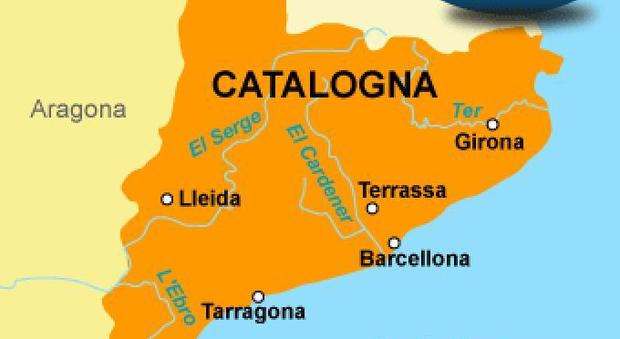 "Si alla Repubblica di Catalogna". Barcellona vota la separazione da Madrid