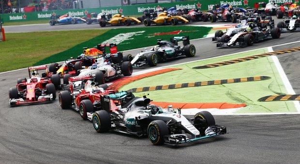 Nel Gp d'Italia vince Nico Rosberg Hamilton secondo, Vettel è sul podio